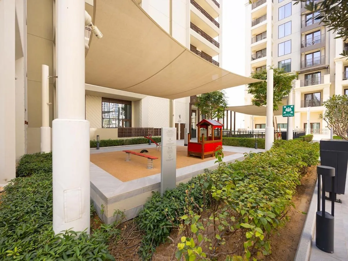 Beachfront Family Entire Unit In Dubai Ras Al-Khor
