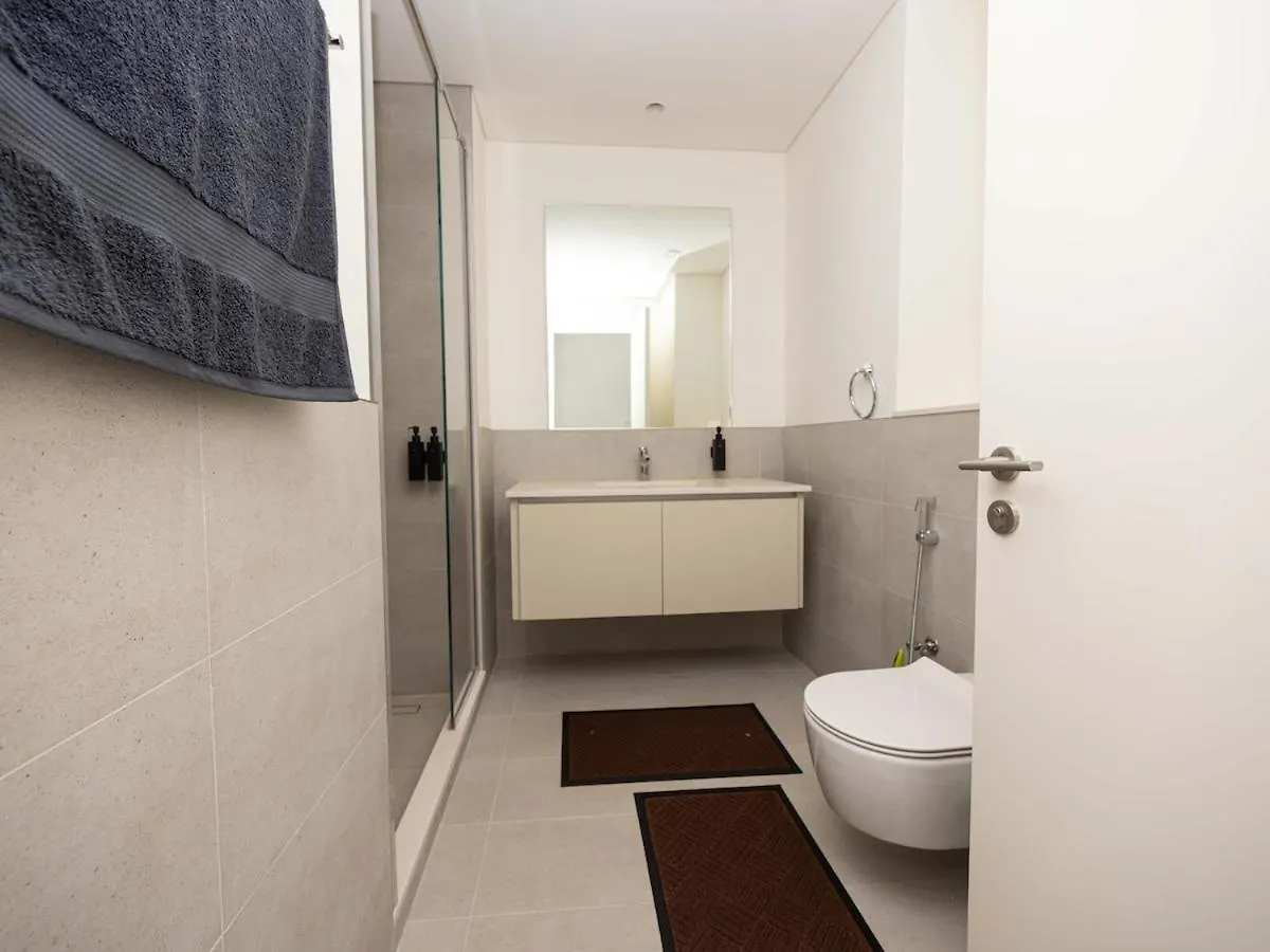 Beachfront Family Entire Unit In Dubai Ras Al-Khor