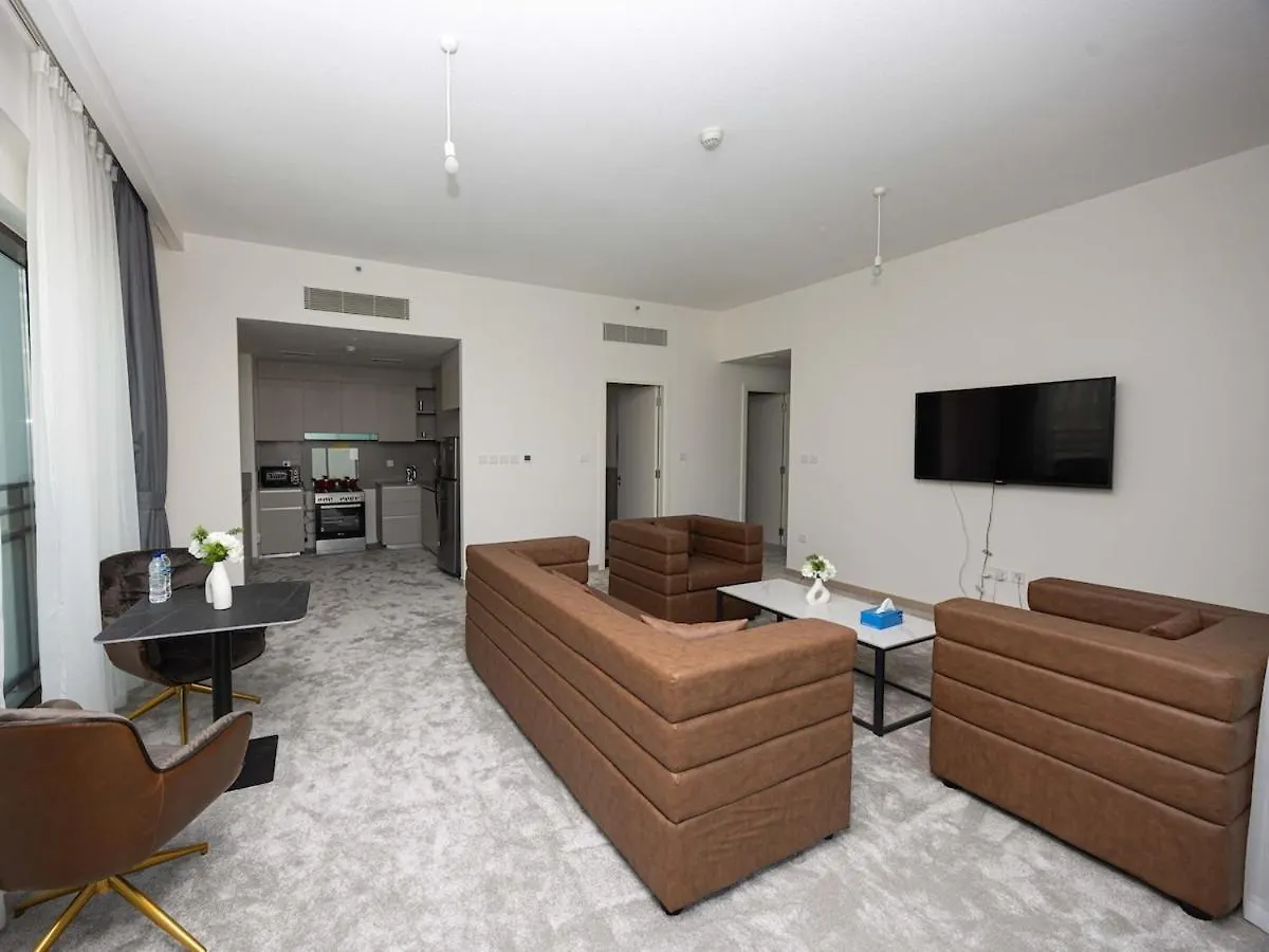 Beachfront Family Entire Unit In Dubai Ras Al-Khor